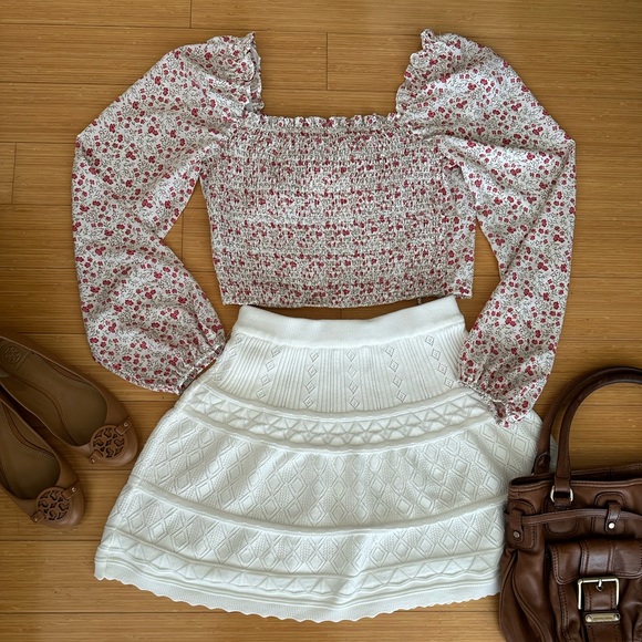 Heart-shaped Top - Picture 2 of 5